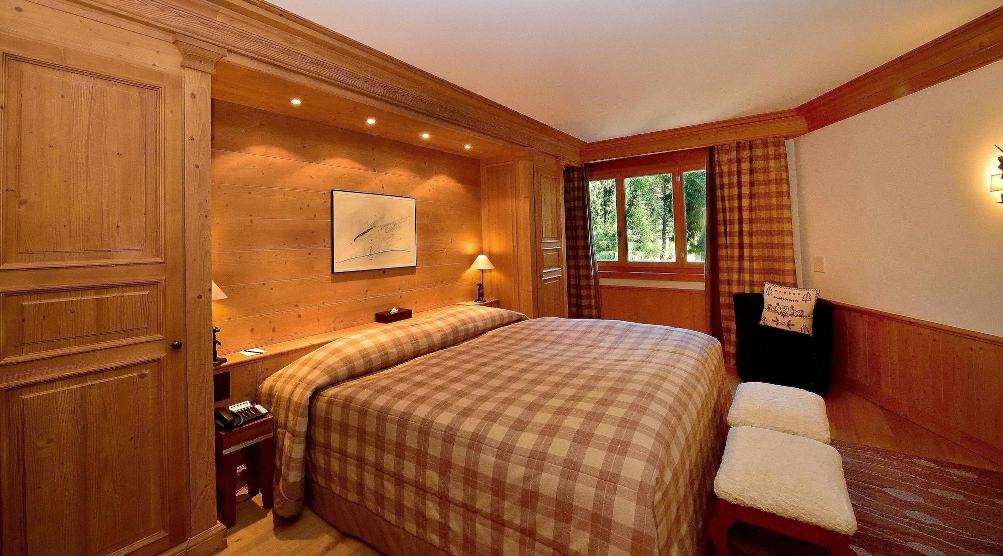 Chalet Royalp Hotel & Spa Вилар сюр Олон Екстериор снимка