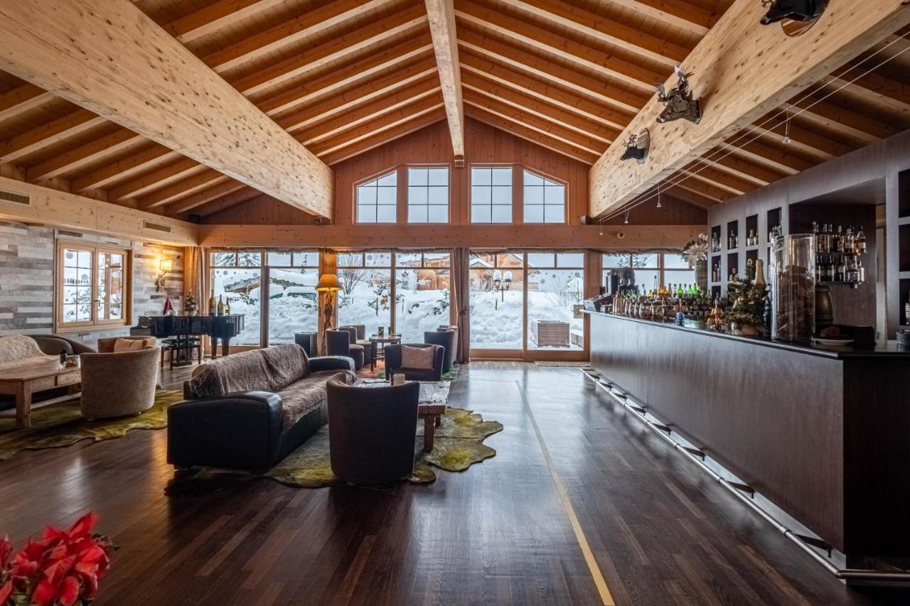 Chalet Royalp Hotel & Spa Вилар сюр Олон Екстериор снимка